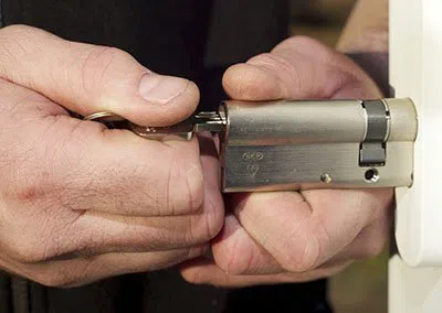 Super Locksmith Services Northbrook, IL 847-713-5686 - 29-10