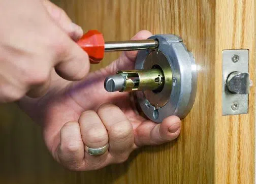 Super Locksmith Services Northbrook, IL 847-713-5686 - 29-13