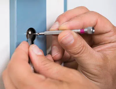 Super Locksmith Services Northbrook, IL 847-713-5686 Super Locksmith Services Northbrook, IL 847-713-5686 - 29-15