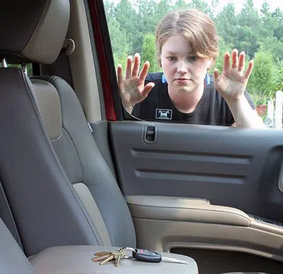 Super Locksmith Services Northbrook, IL 847-713-5686 Super Locksmith Services Northbrook, IL 847-713-5686 - 29-20